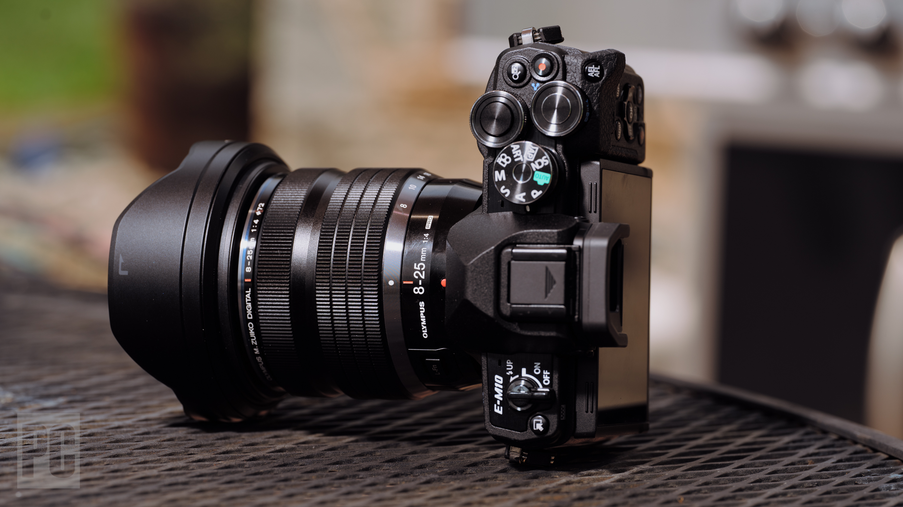 Olympus M.Zuiko 8-25mm F4.0 Pro Review | PCMag