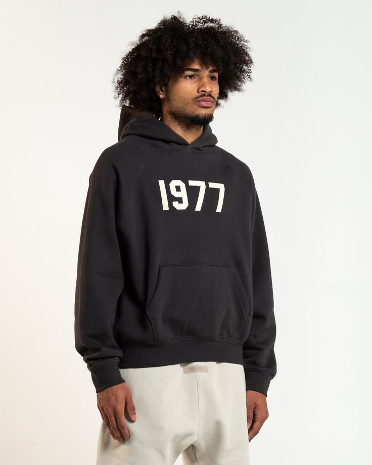 Men's '1977' Hoodie in Iron - S
