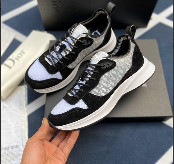 DIOR B25 Runner