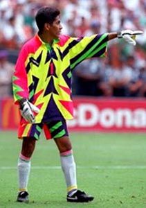 特別企画！】ホルヘ・カンポスのGKユニフォーム: Football Shirts