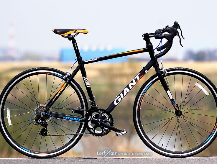 GIANT ロードバイク WINDMARK 2200