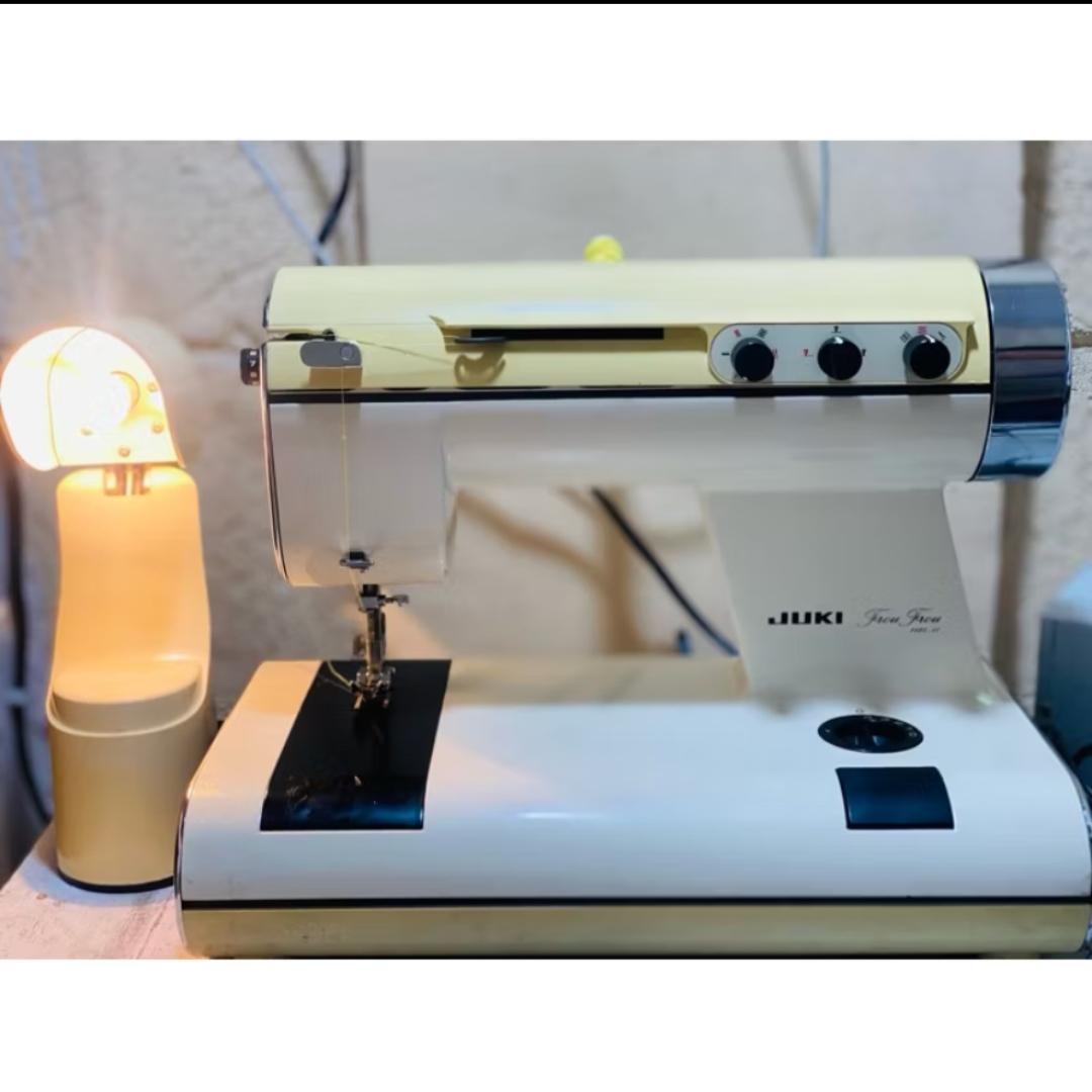 1977年製のヴィンテージJuki HZL-11 frou frouを$42で買ったんだけど