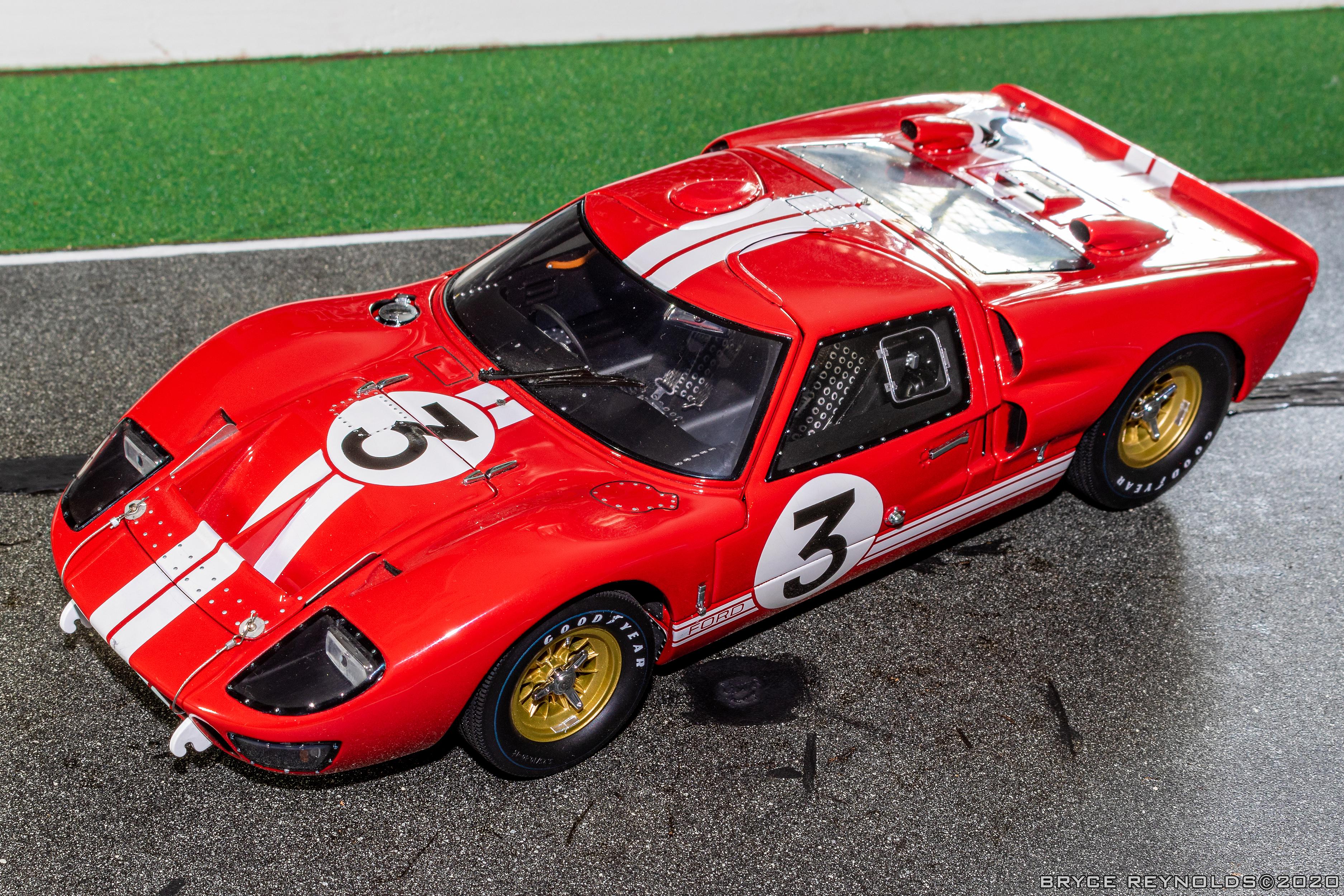 Yesterday Was Good Mail Day: Ford GT40 MK.II 1966 LM24 [1:18