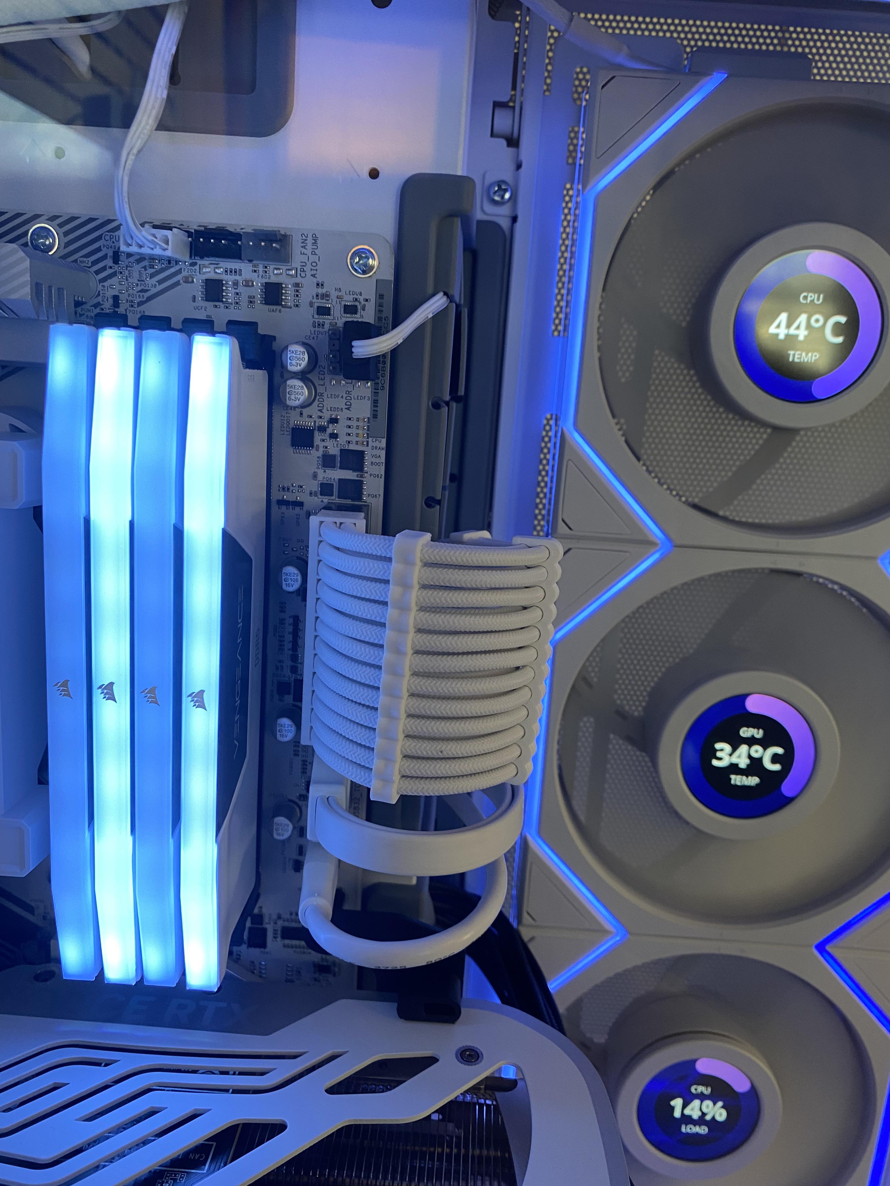 新しいVengeance DDR5 Light Enhancement Kitは、実際のRAMに比べて