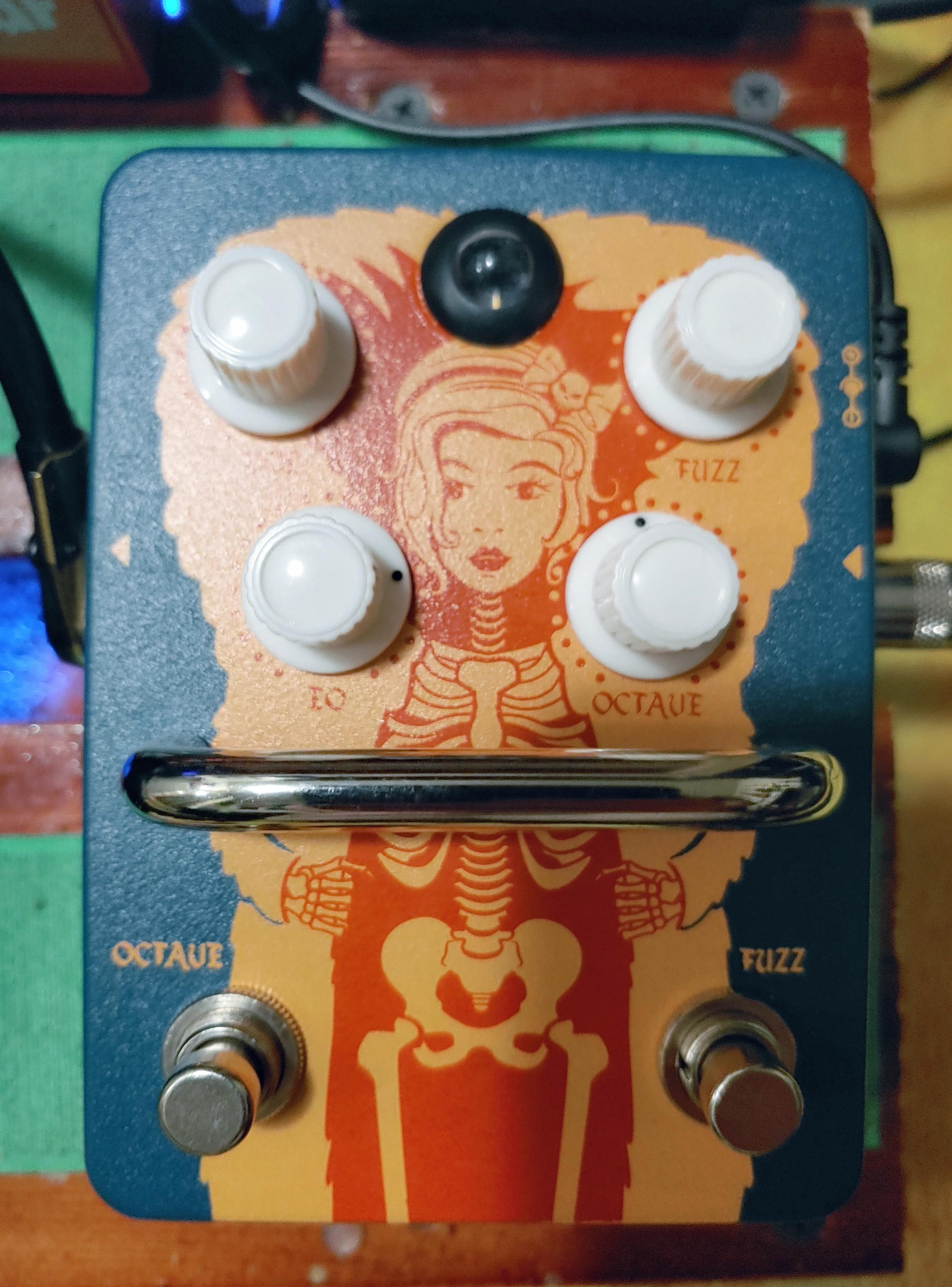 NPD! Orange Fur Coat Fuzz : r/guitarpedals