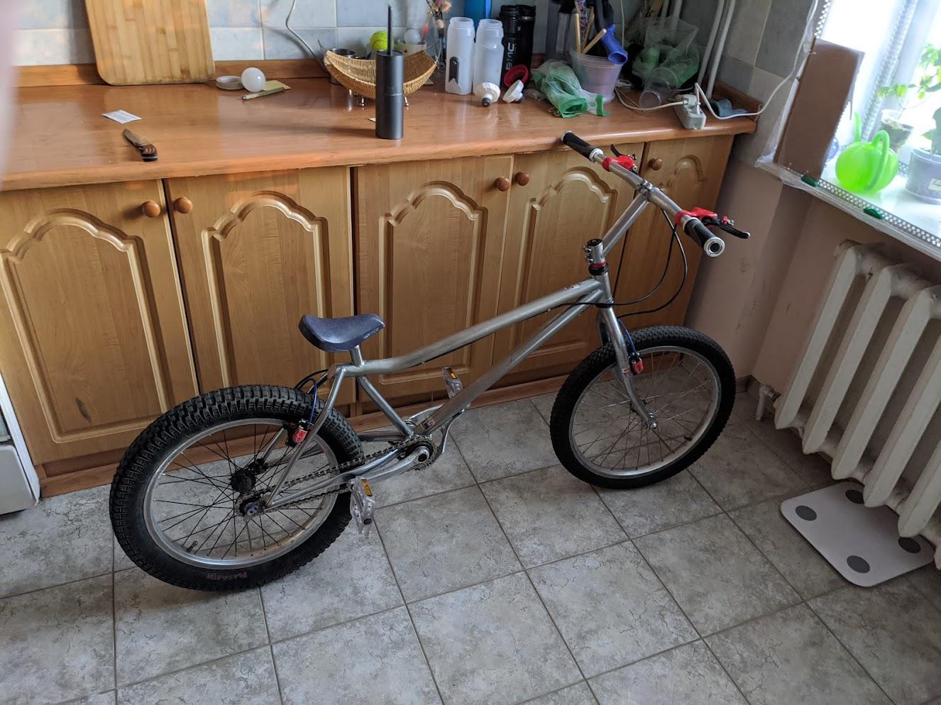 Got myself this Monty on a whim. What's the model and what to do