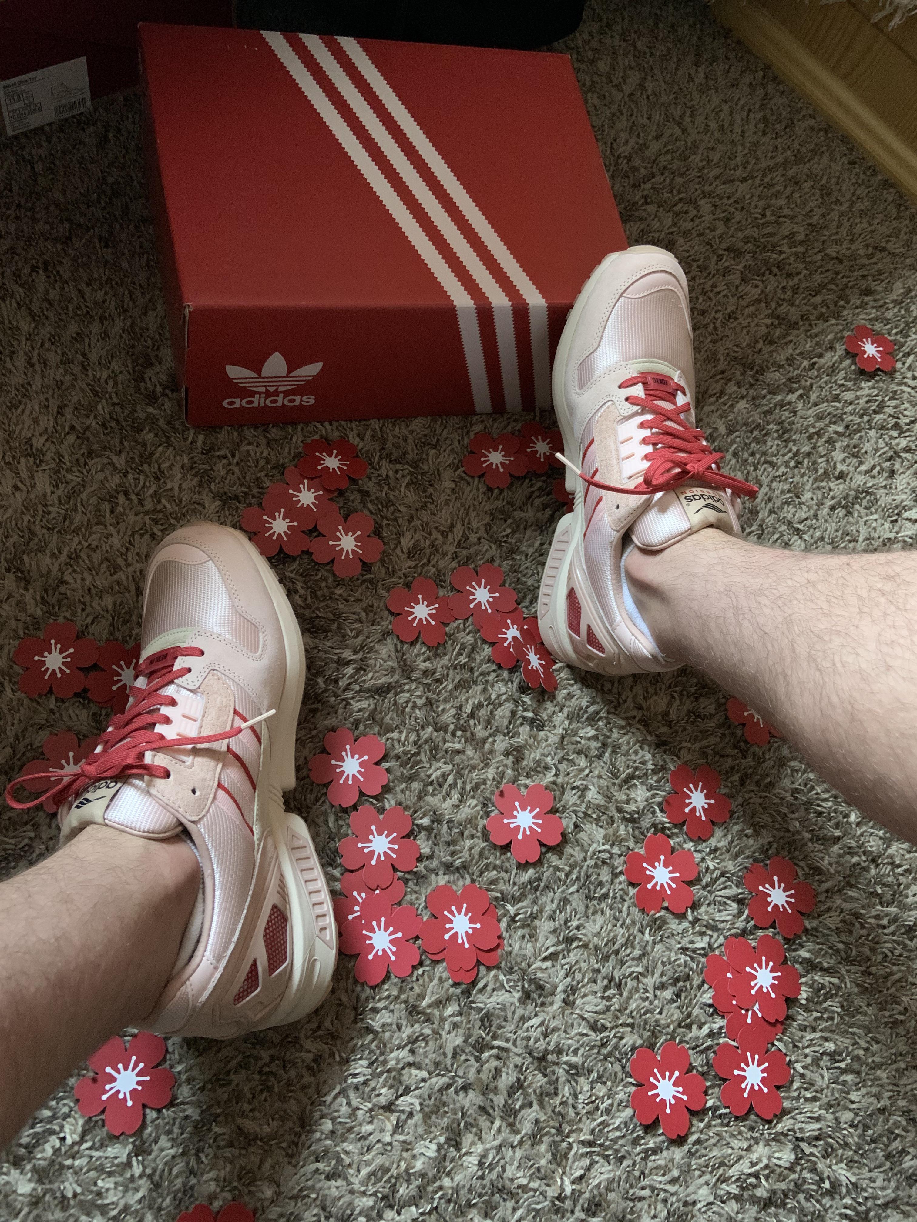 Adidas ZX-8000 Hanami Pink. Details, materials and packaging all