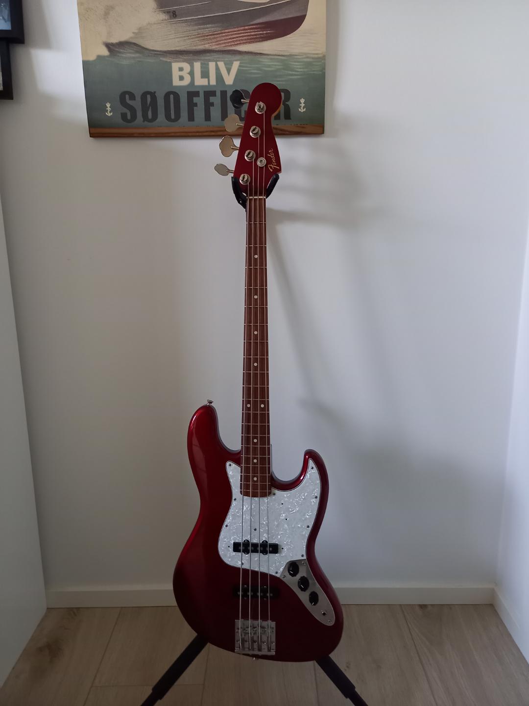 NBD: Fender jazz bass in candy apple red. : r/BassGuitar