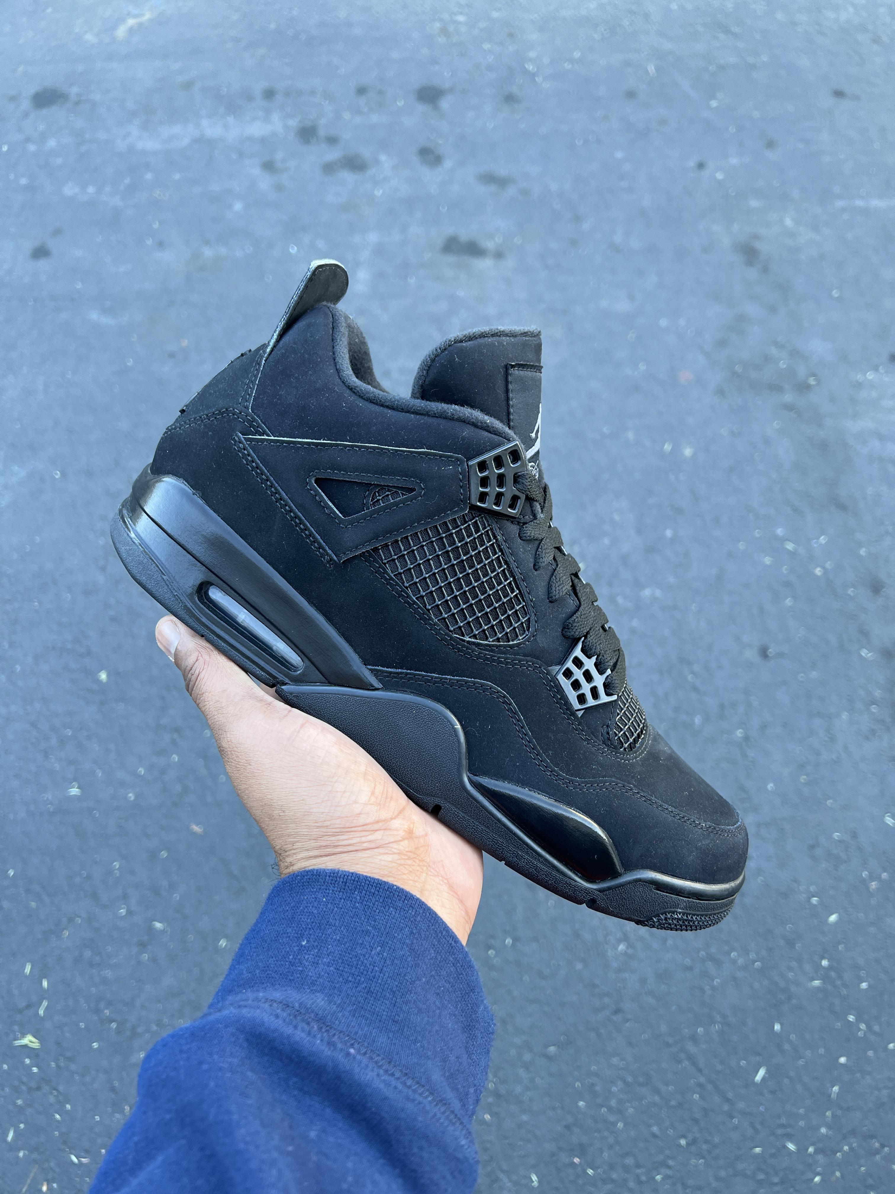 AJ4 ブラックキャットについてどう思う？ : r/Sneakers