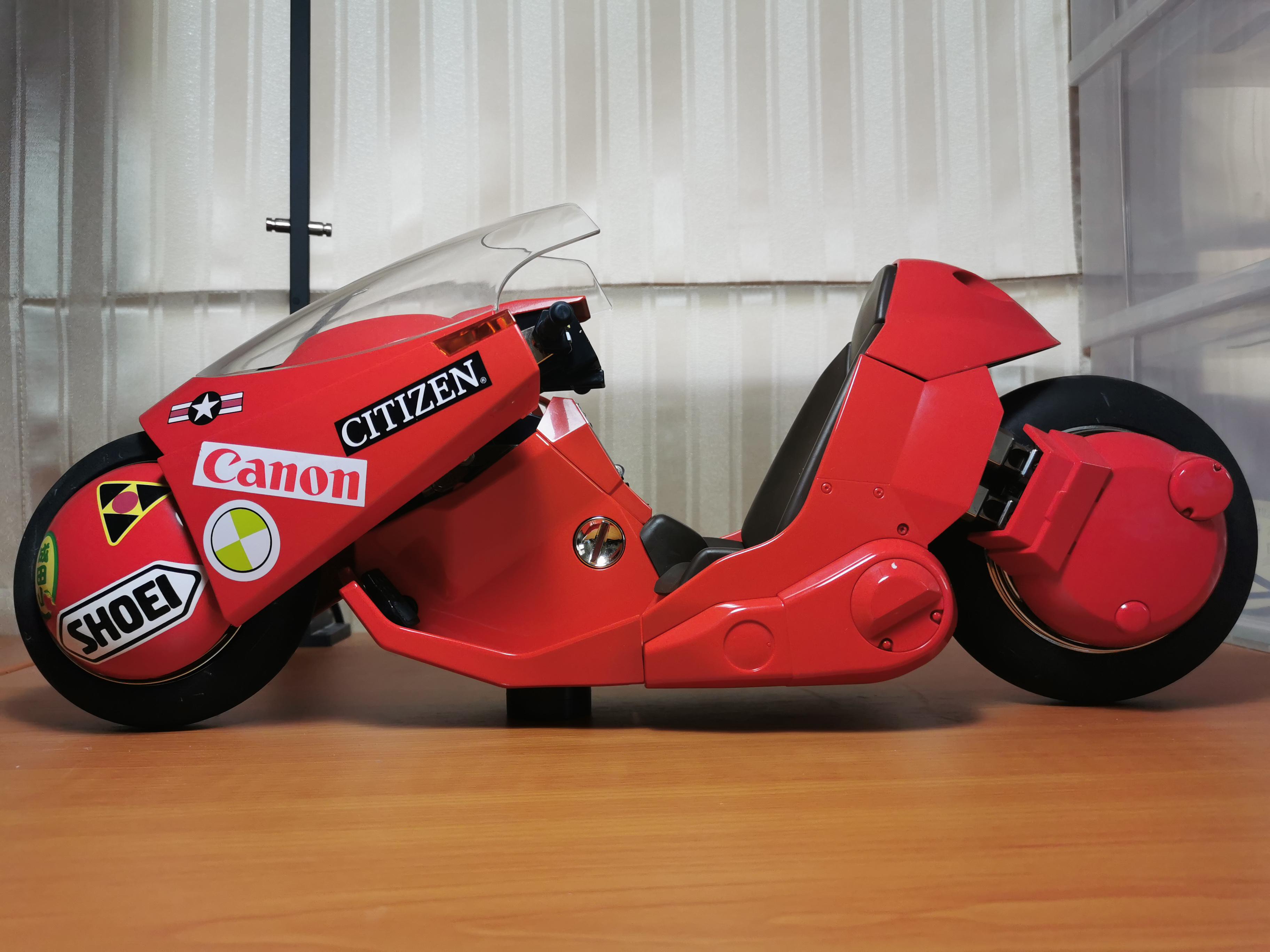 Pulled The Trigger And Got The 1/6 Scale Kaneda Bike : r/akira