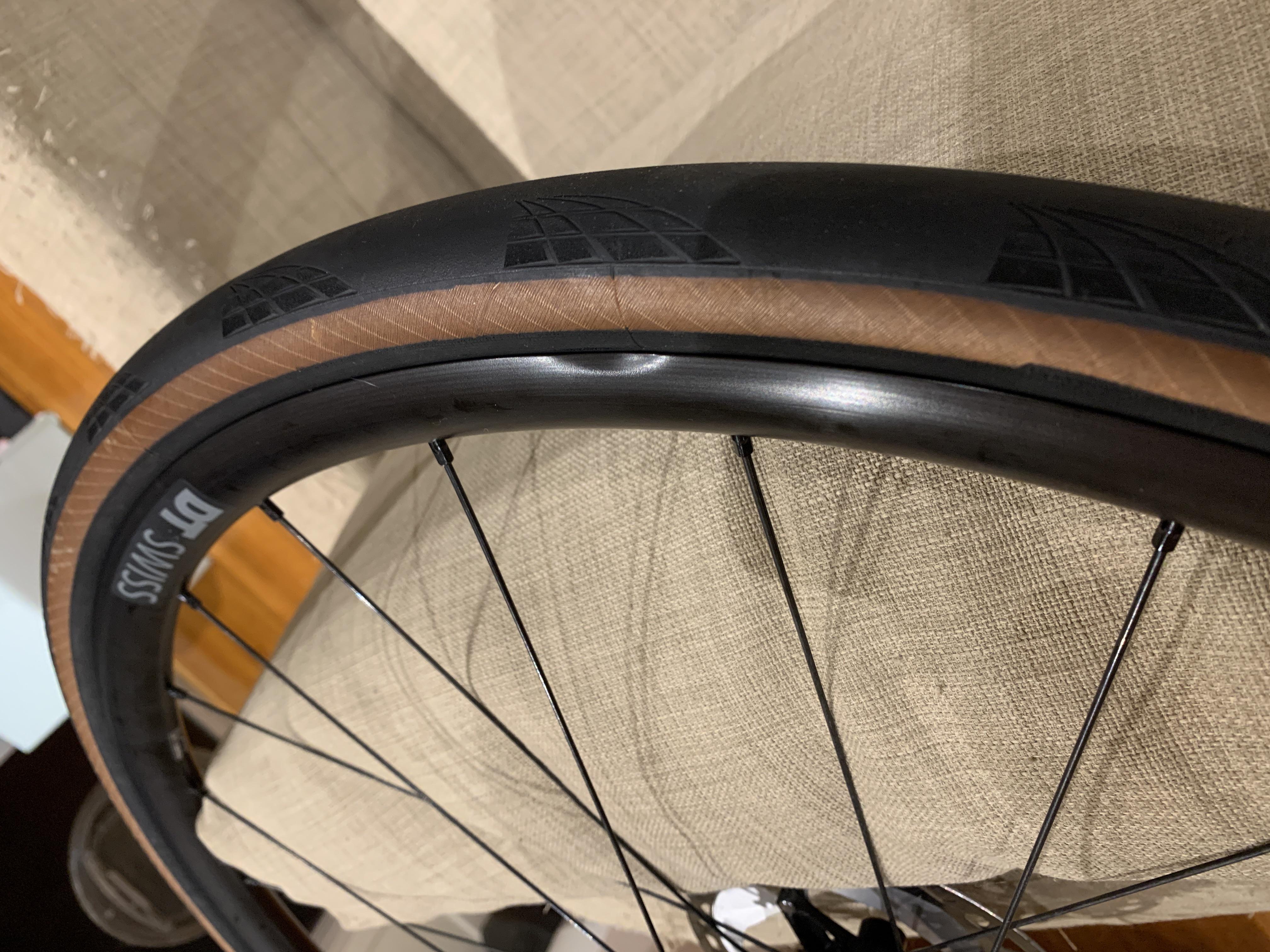 DT Swiss Endurance LN hookless rim question : r/CanyonBikes