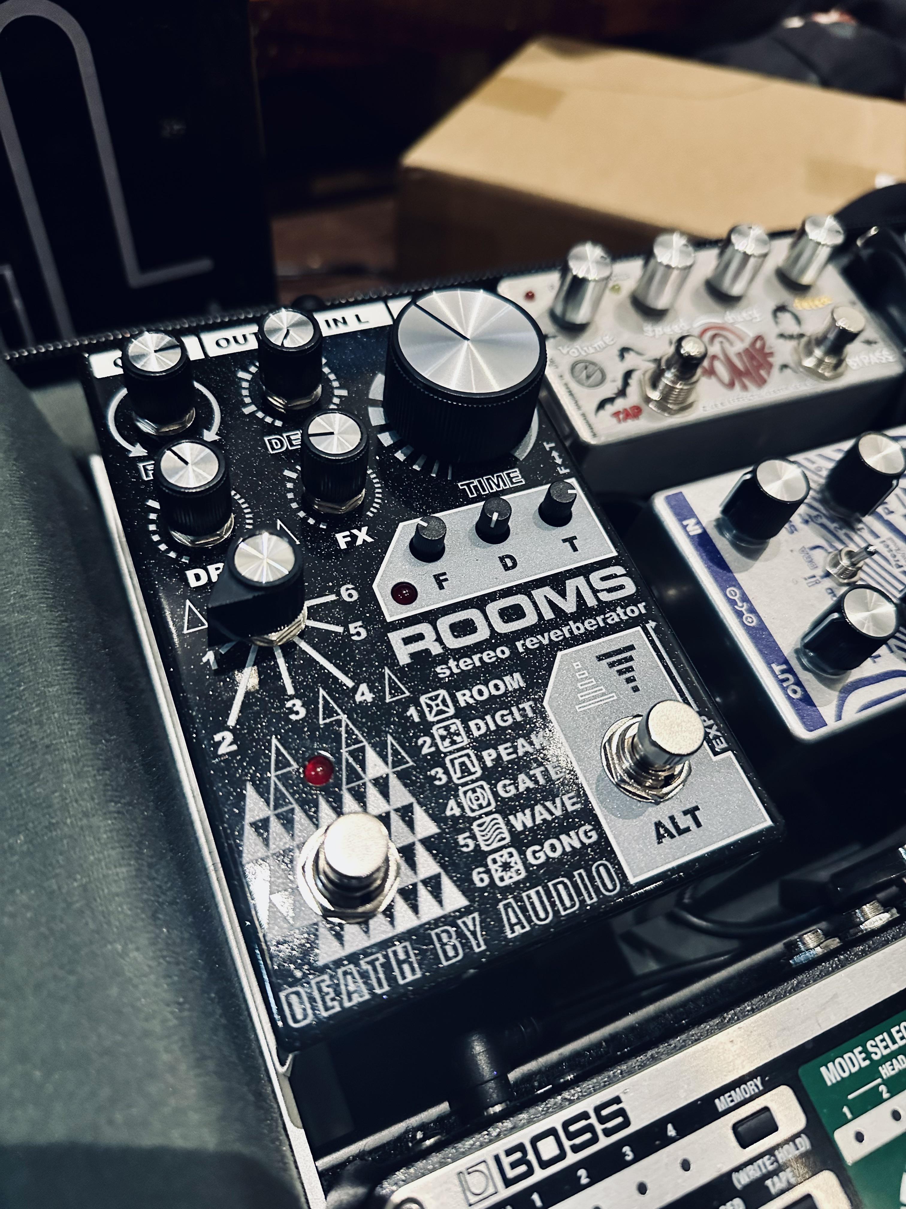 Death by Audio の Rooms について、そろそろ感想をシェアするのに十分