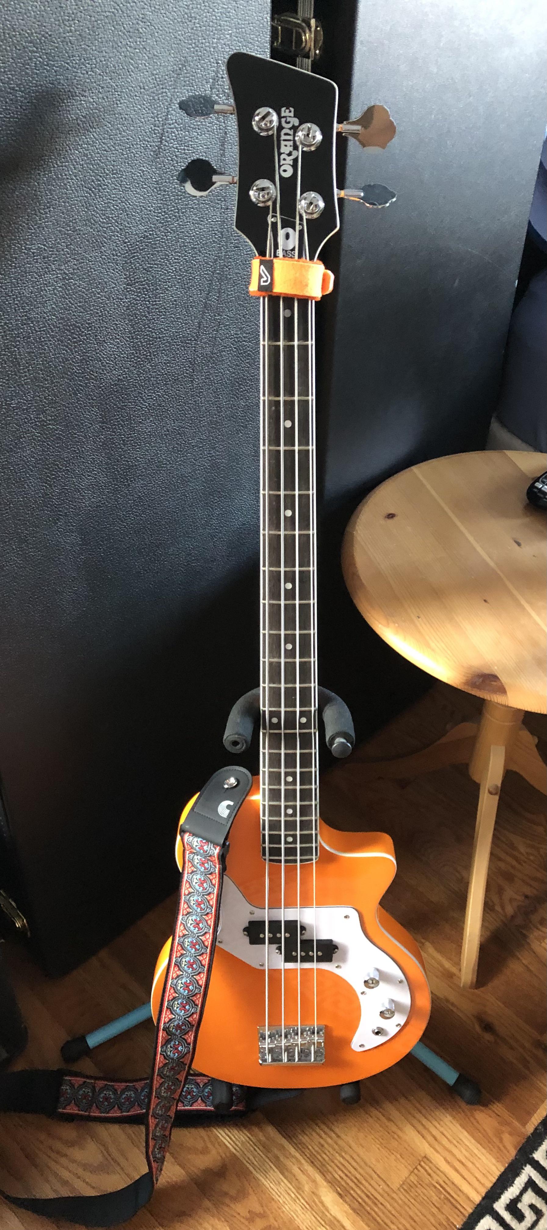アップデート：1ヶ月後にオレンジ🍊O Bass : r/BassGuitar