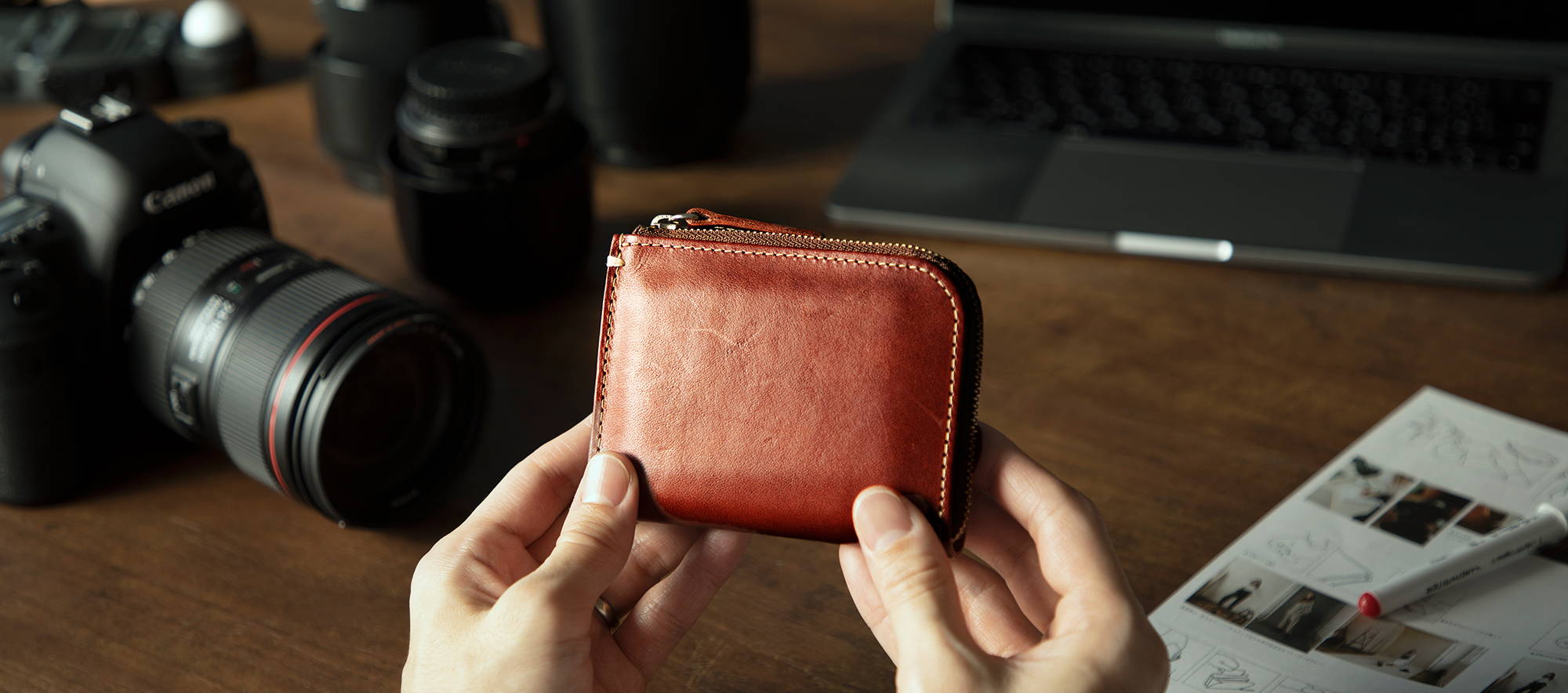 スタッフ愛用品 ディアリオ ハンディLファスナー – 土屋鞄製造所