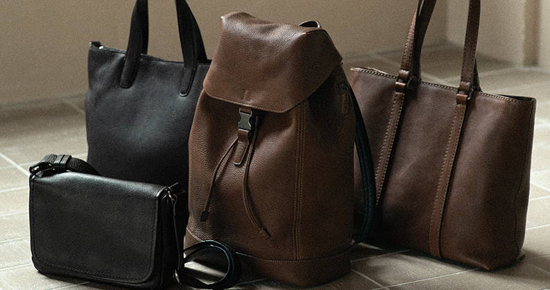 トーンオイルヌメ」シリーズに新型鞄と新色「ミディアムブラウン」が