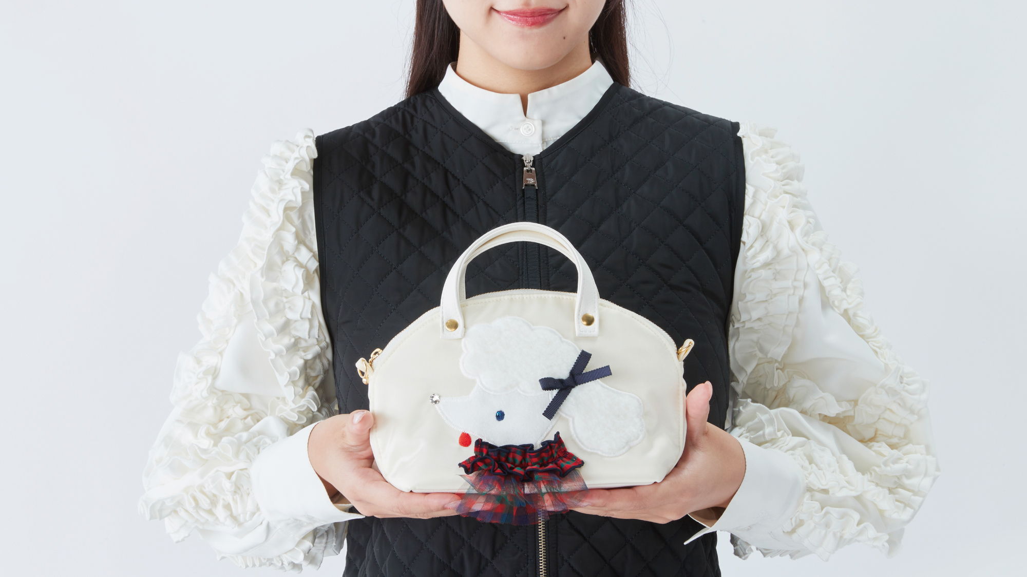 再販売日が決定】Bibiy.×familiar 初のコラボレーションアイテムが登場