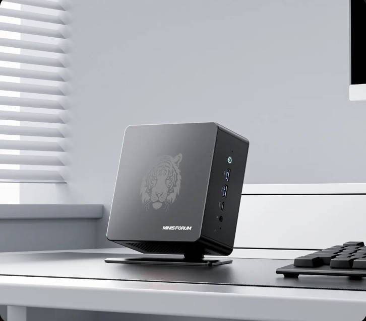 UM780 XTX-The Ultimate All-in-One Interface