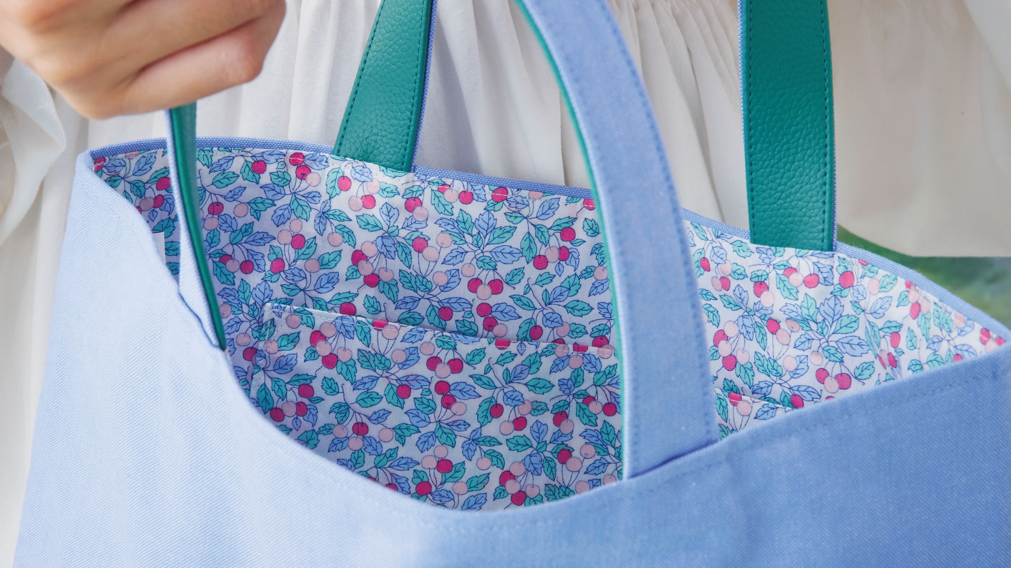 春の新作コレクション「春のファミリアショー2026」を開催