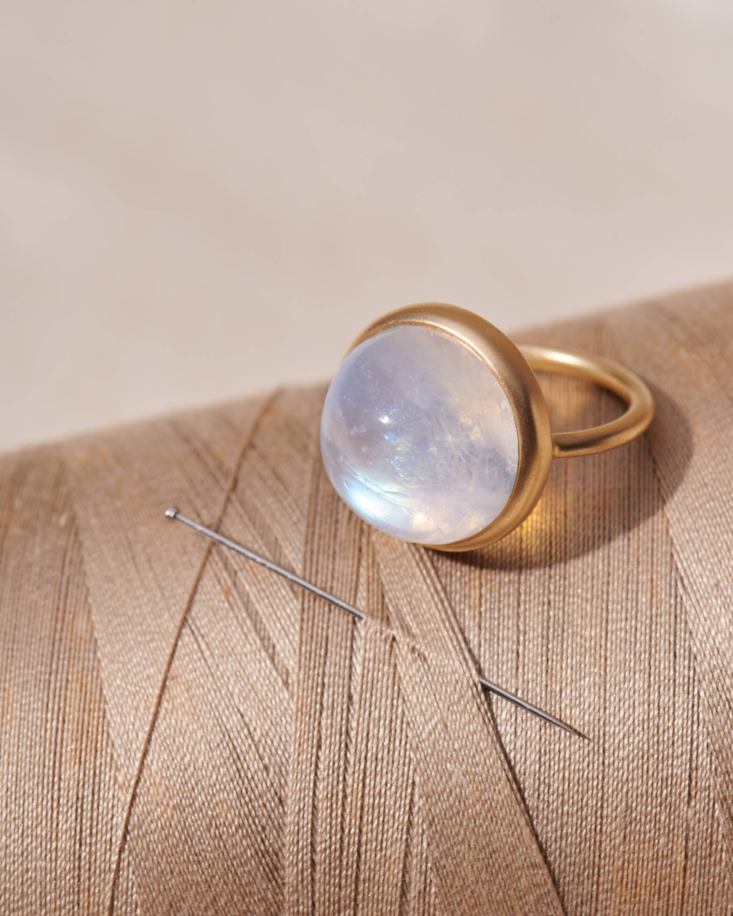 マリハの ムーンストーンジュエリー特集