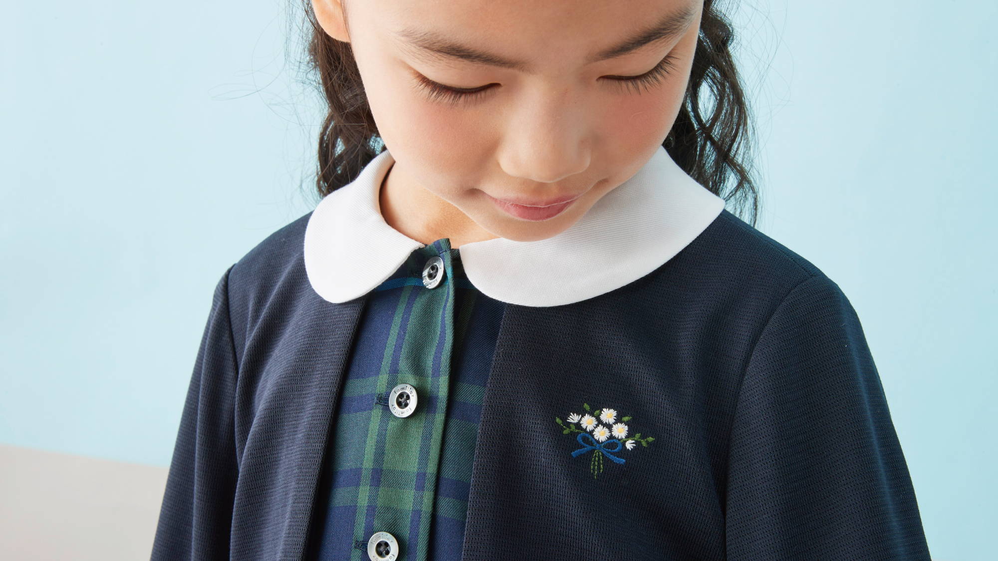 ハレの日を華やかに彩る「セレモニースタイル 2025」 | ファミリア公式