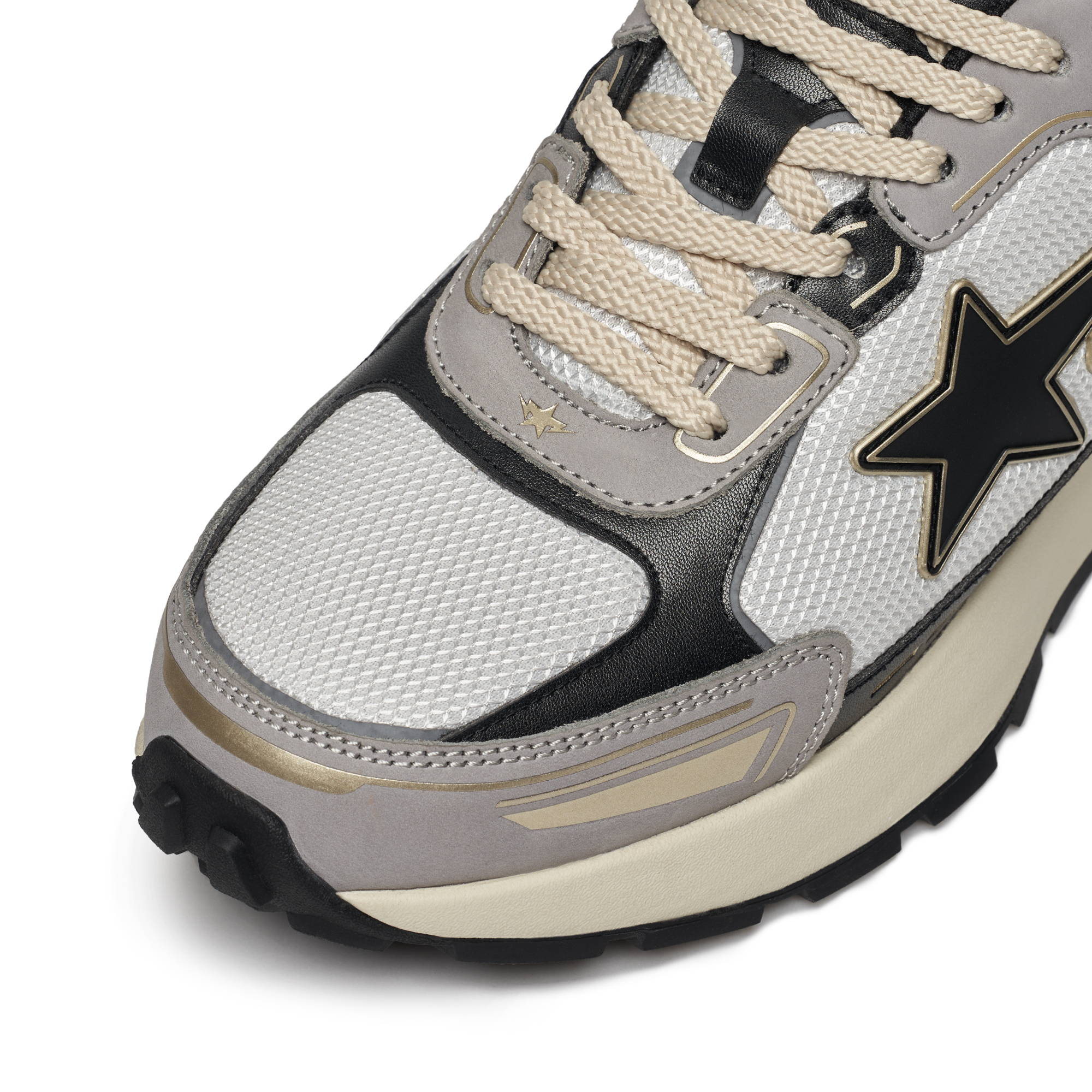 近未来的なデザインのCROSS STAが登場 | bape.com