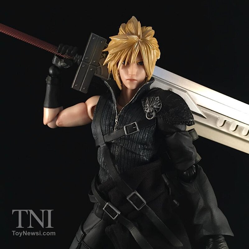 Play-Arts Kai Final Fantasy VII: Advent Children Cloud Strife