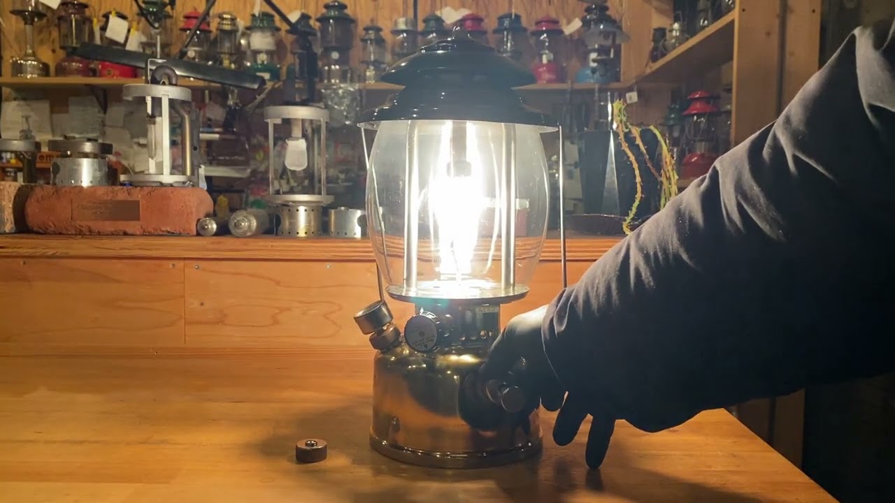 Late 1930s to 1940s The Mantle Lamp Conpany Aladdin Model PL-1