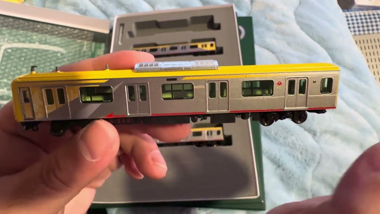 KATO 東急5050系4000番台渋谷ヒカリエ号開封動画！ - YouTube