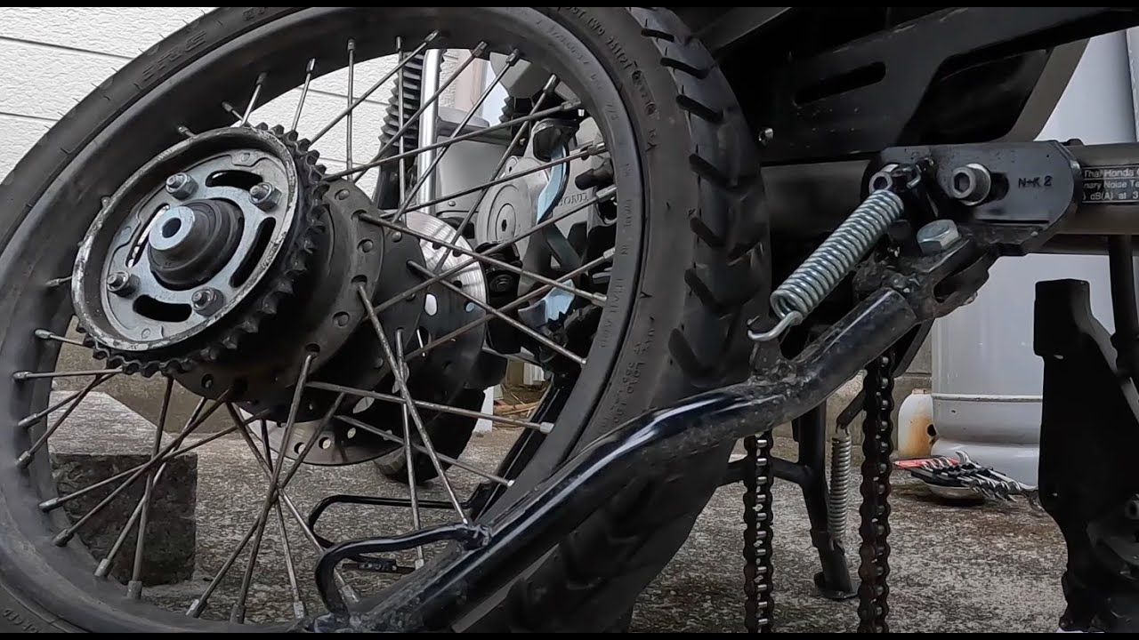 DIY】バイク整備、ど素人がCT125ハンターカブのリアタイヤ交換をやって