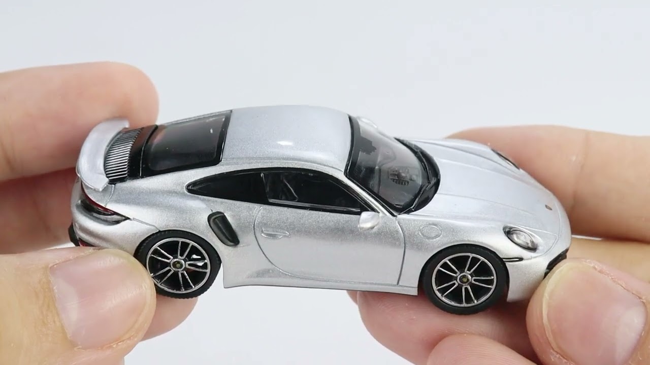 MINI GT 1/64 Porsche 911 Turbo S GT Silver Metallic (MGT00354-L/ R