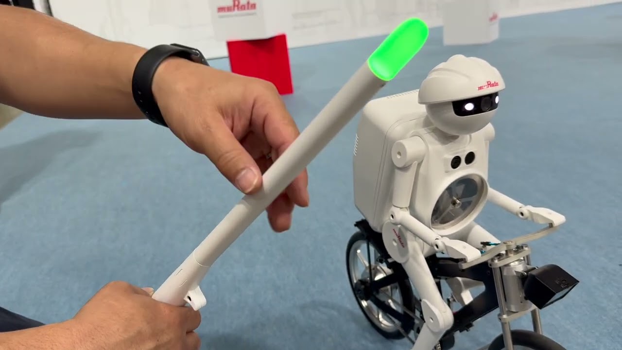 村田製作所「ムラタセイサク君」転ばない秘密＆マジックスティック操作