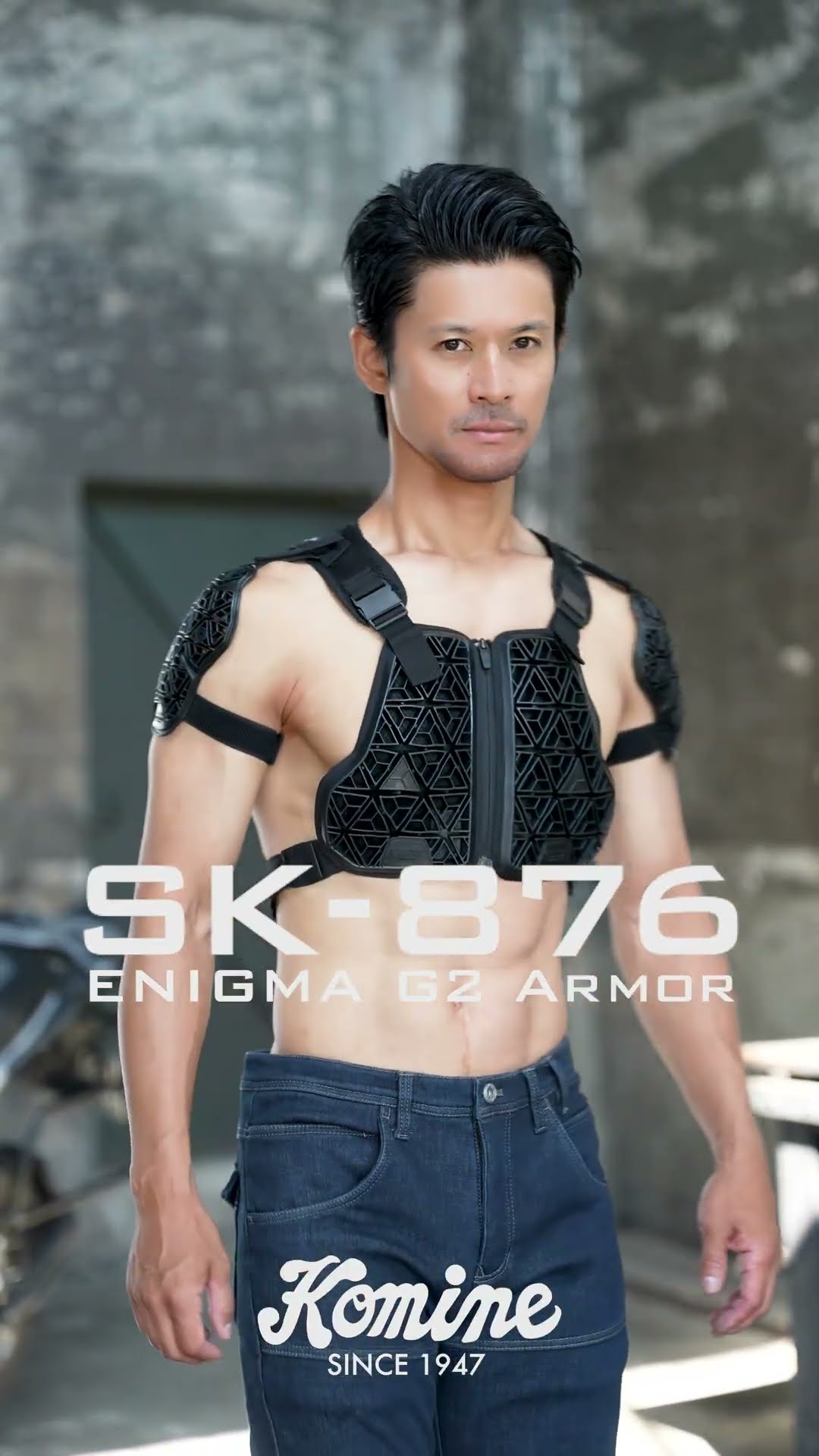 通気性と柔軟性に優れた ENIGMA G2 CE Level2認証プロテクターを肩・胸