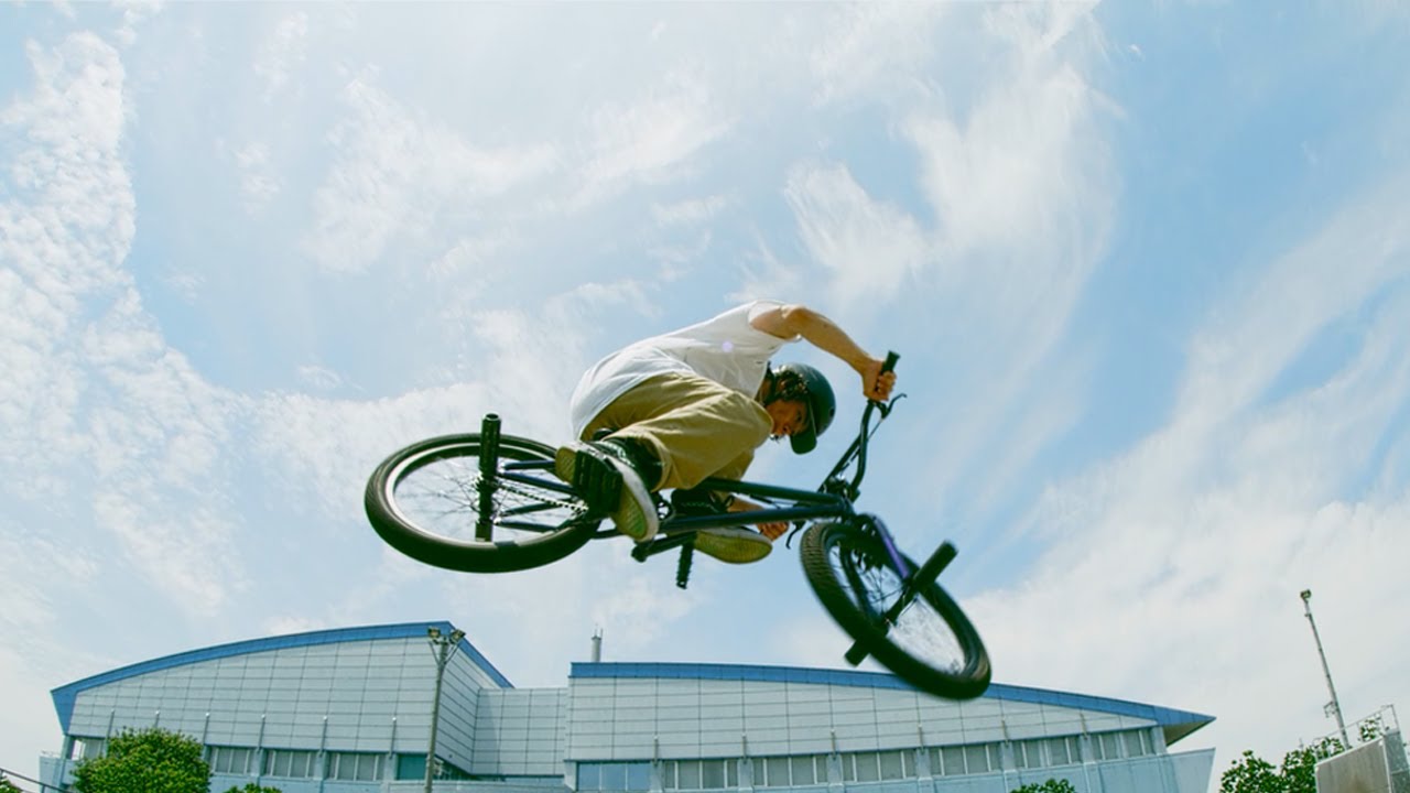 REUNION INSTINCT20 LIMITED TRICK＆INTERVIEW - YouTube