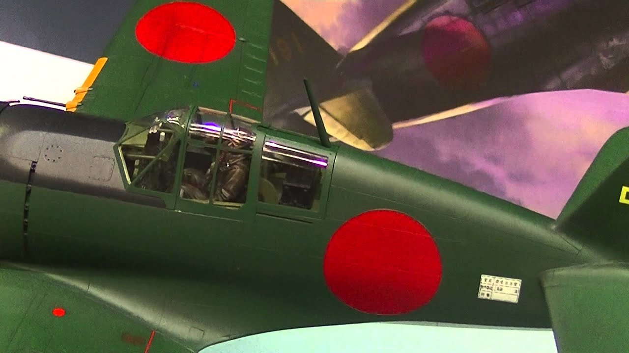 三菱 J2M5 局地戦闘機 雷電 33型：全日本模型ホビーショー2014 - YouTube