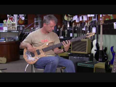 Traben Bass, SWR LA10 Amp - YouTube
