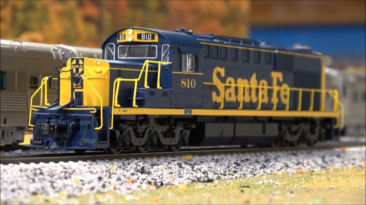 Review: Broadway Limited RSD-15 w/Paragon3 Sound! - YouTube