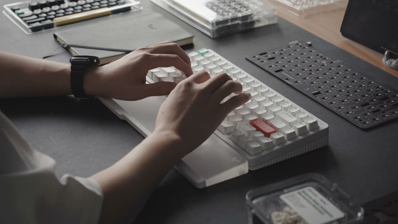 NuPhy Halo75 Typing Sound Test - Night Breeze & Rose Glacier - YouTube