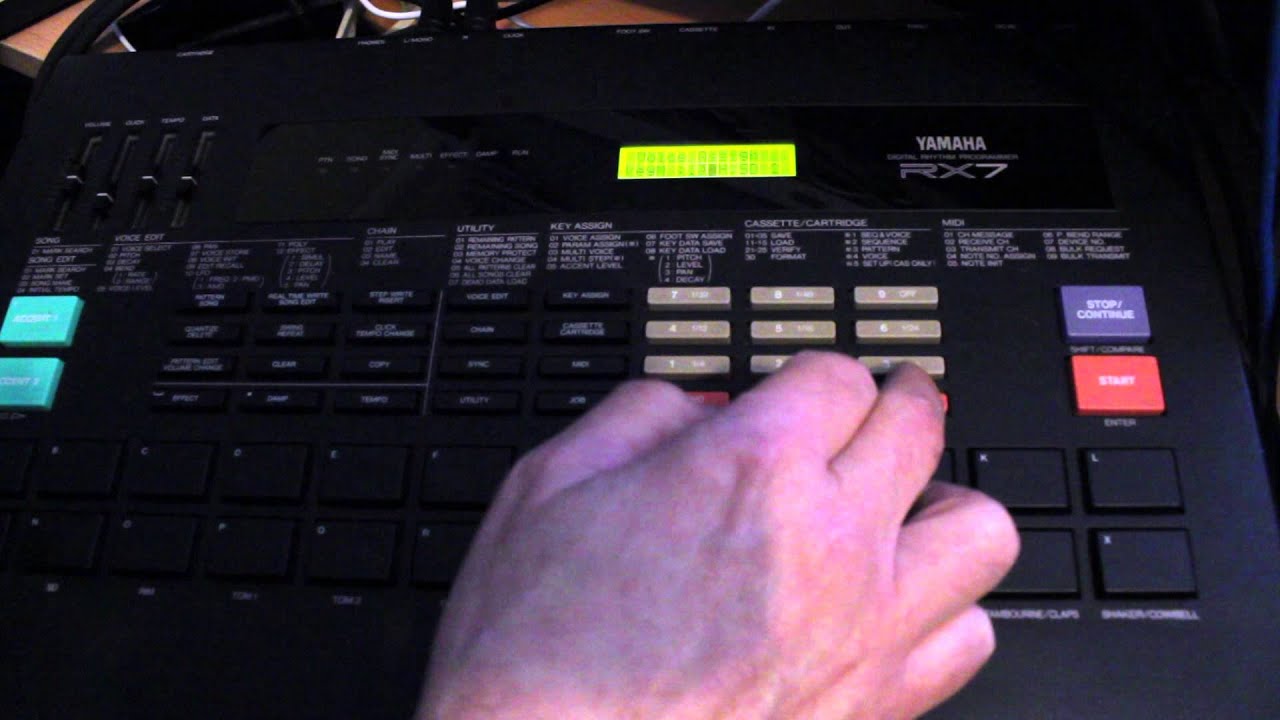 Yamaha RX7 Drum Machine - YouTube