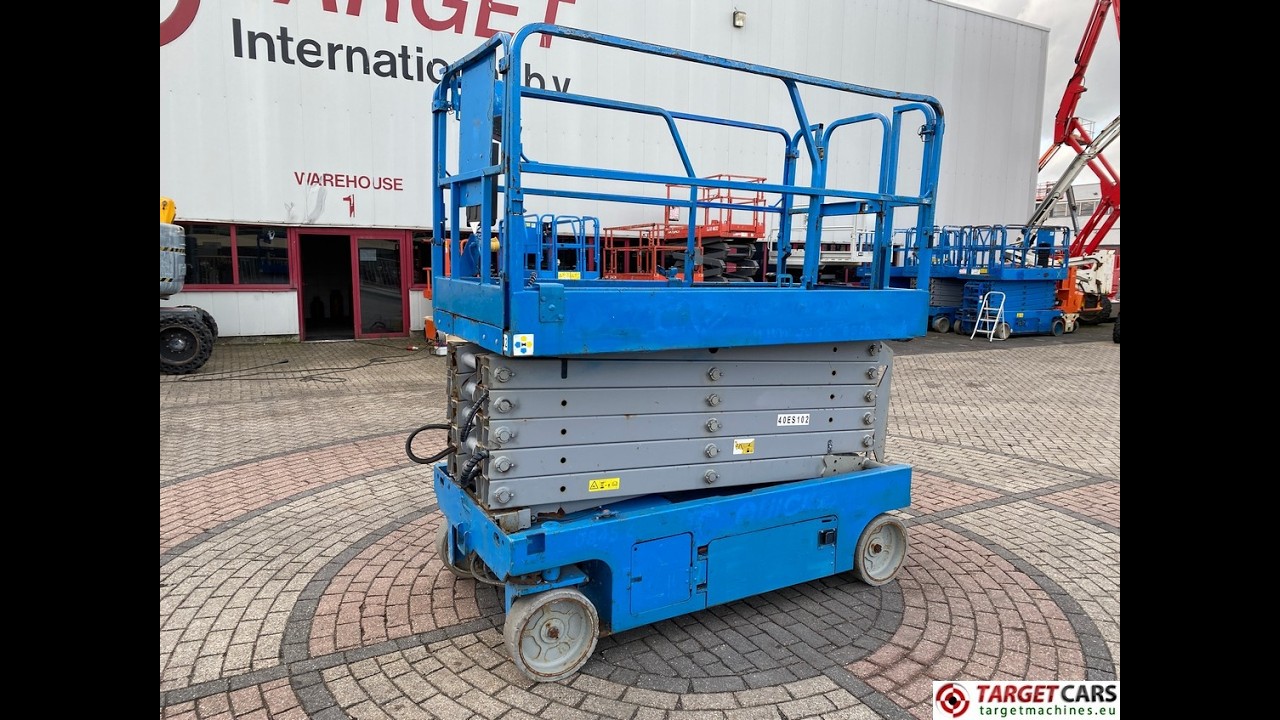 783648 GENIE GS-4047 ELECTRIC GS4047 SCISSOR WORKLIFT 1389CM 2015
