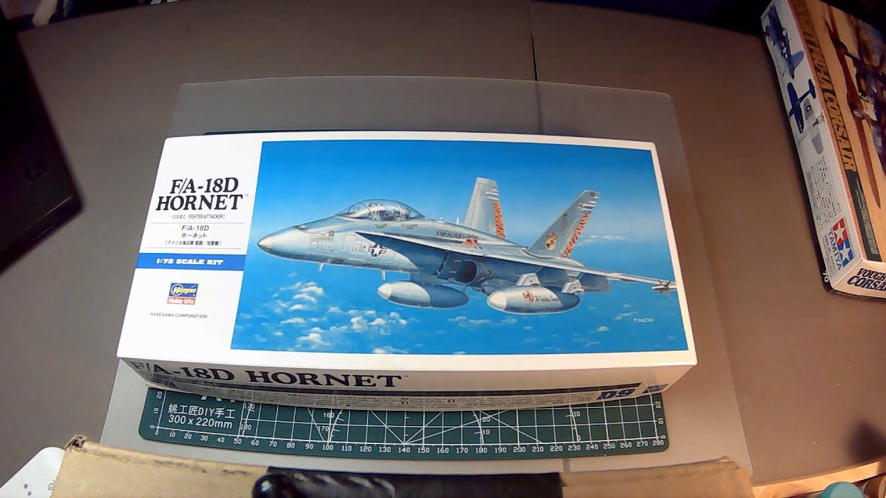Hasegawa 1/72 F/A-18D Hornet Unboxing and Review. - YouTube