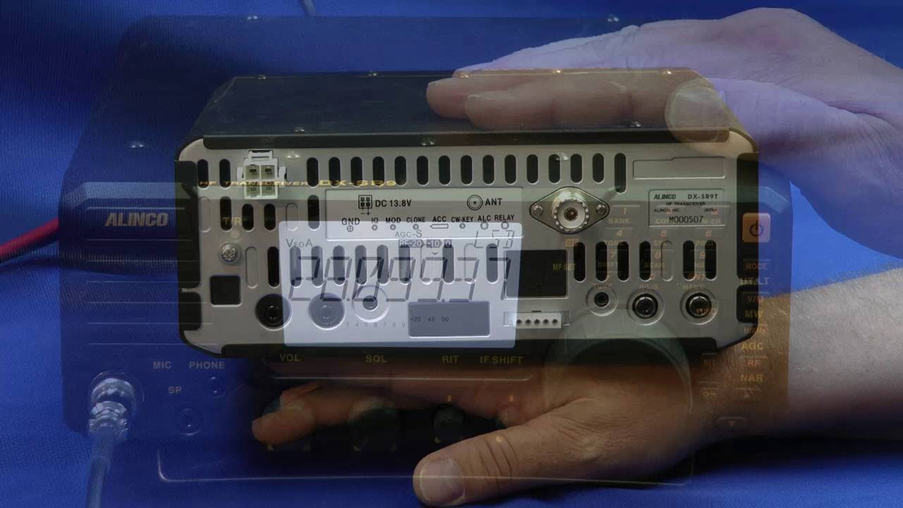 Alinco DX SR9 Transceiver - YouTube