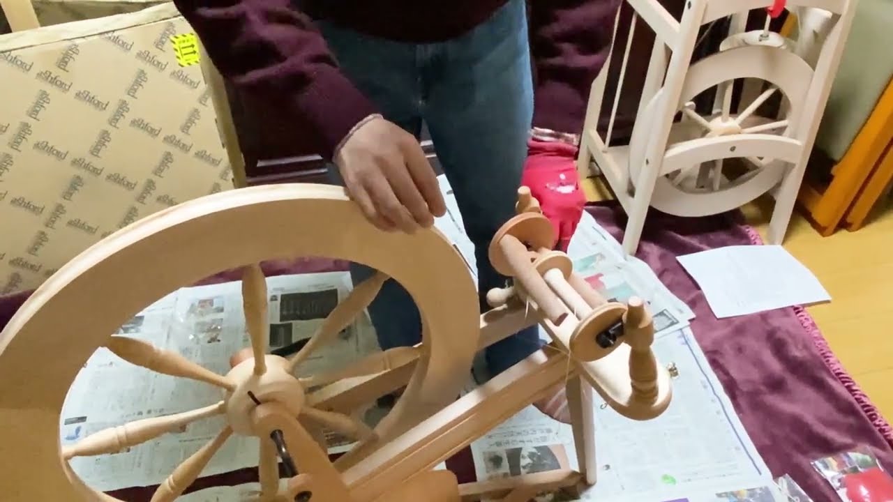 紡ぎ車トラディショナル組立2 - YouTube
