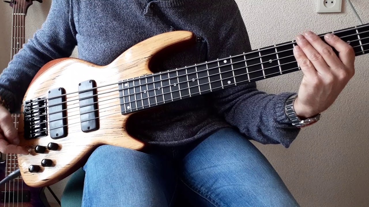 Chris Larkin Reacter 5B - YouTube