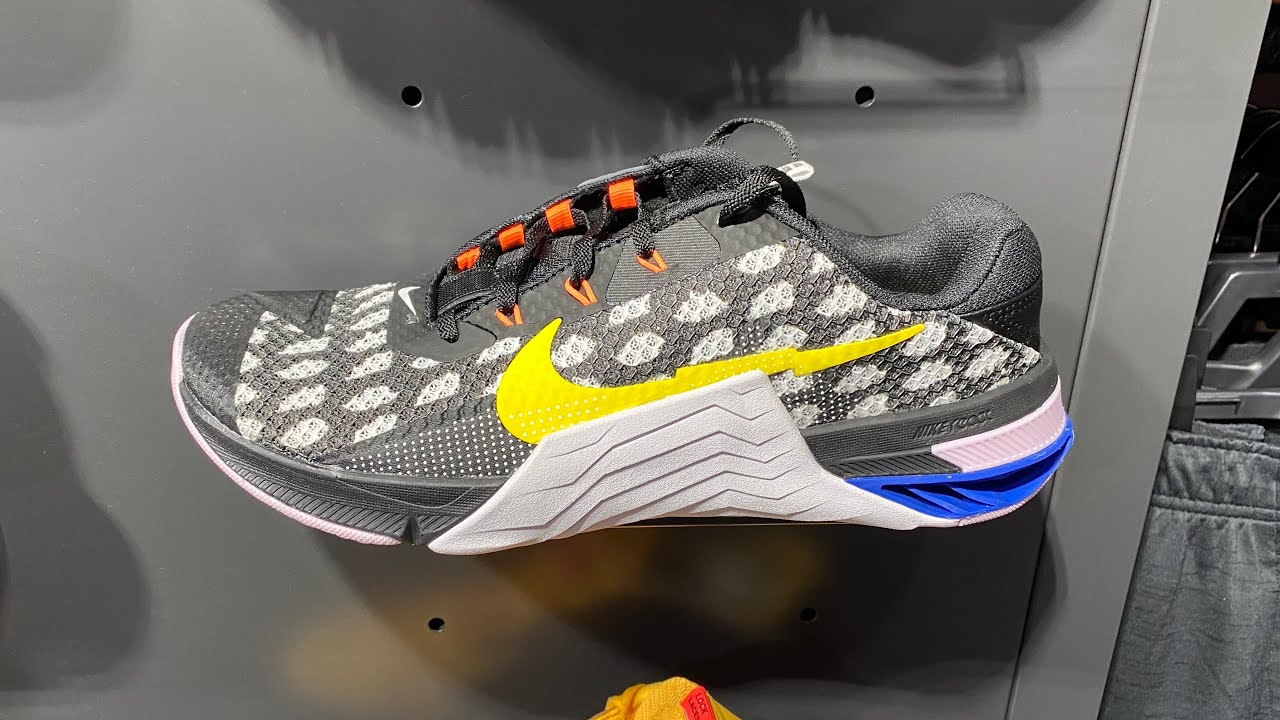 Nike Metcon 7 Men's Training Shoes “Polka Black/Yellow Strike