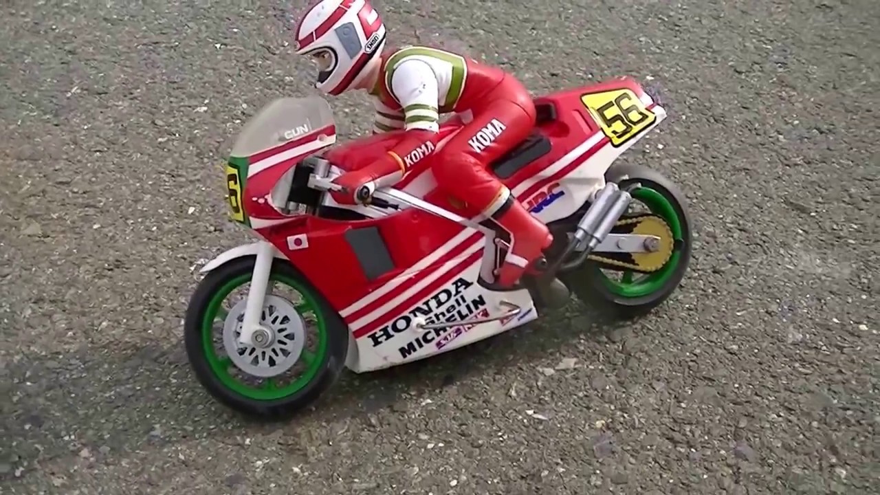 RC バリバリ伝説 巨摩郡 NSR500R - YouTube