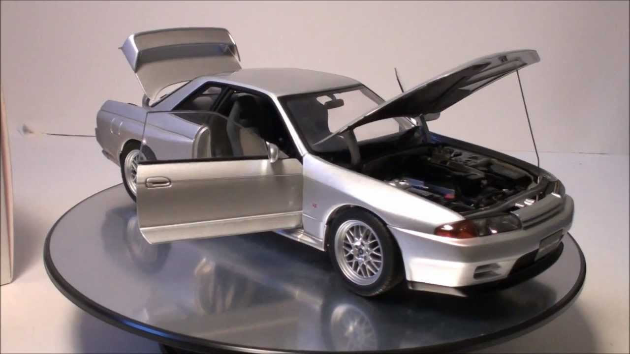 AUTOart 1/18 Nissan Skyline GT-R V-Spec II (R32) - YouTube