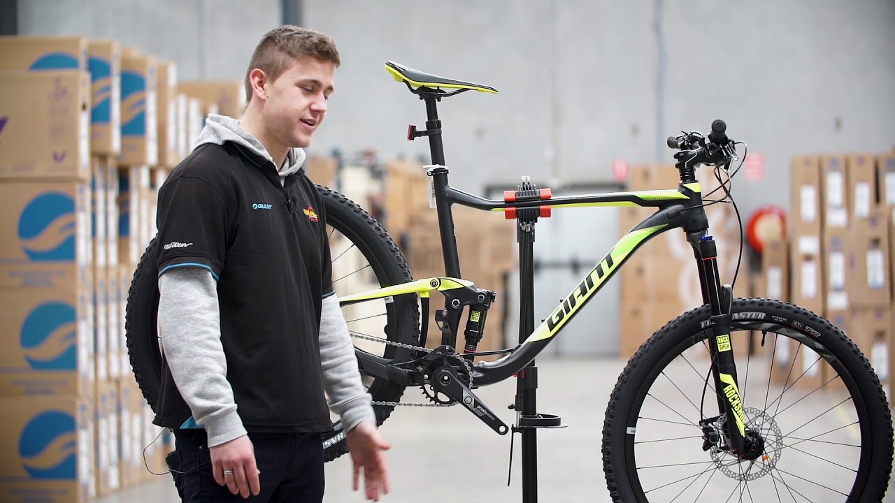 2018 Giant Anthem 3 Mountain Bike - YouTube