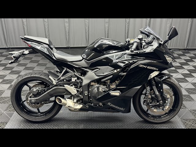 Sold: 2022 Ninja ZX-25R with optional frame sliders, ETC 2.0