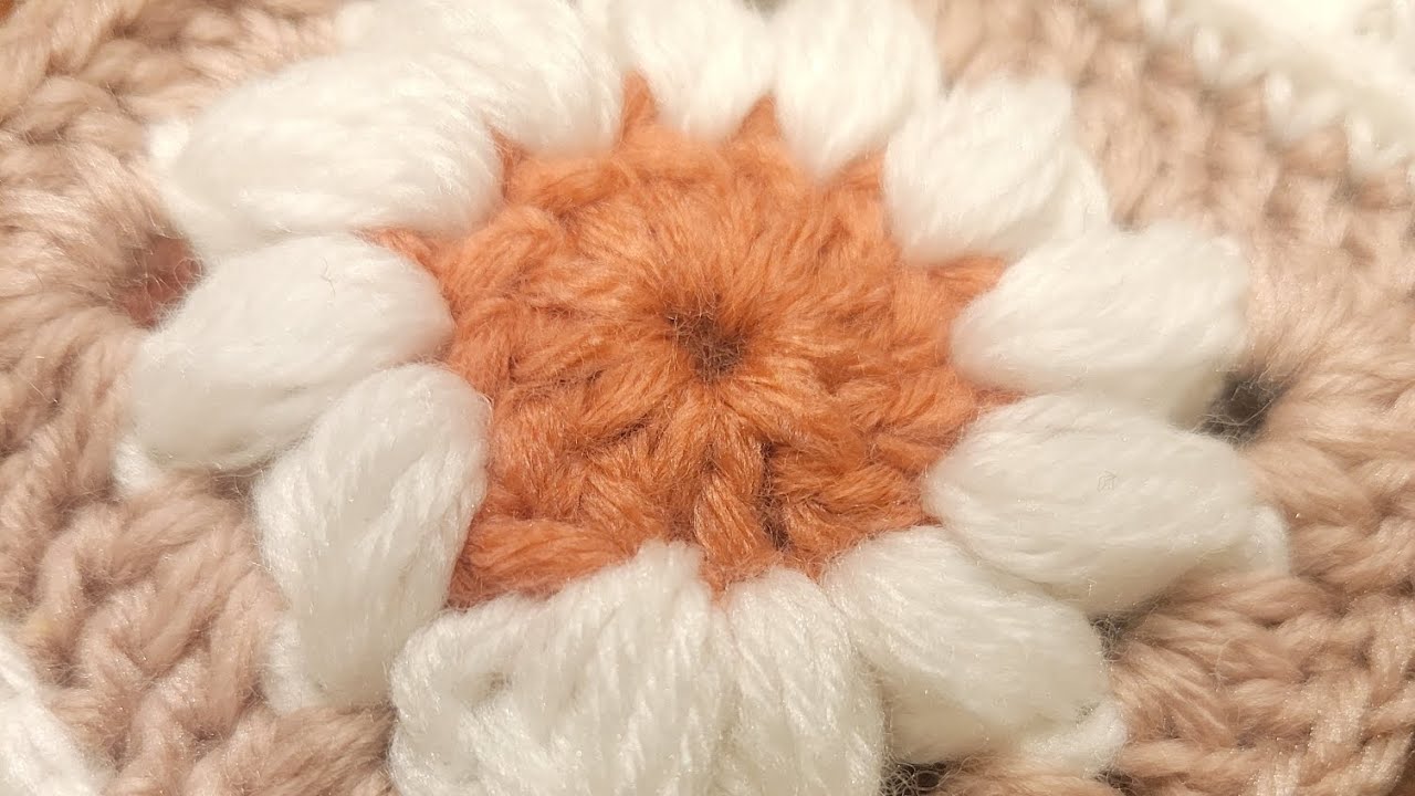 かぎ針編みで「モチーフ編み」のヘアバンドを作るよ！( ᵕ̈ )② - YouTube