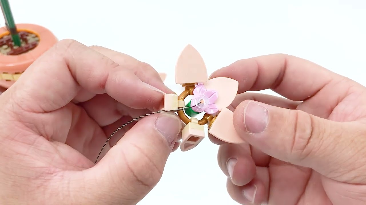 BX713 Installation Video】Briksmax Light Kit For Mini Orchid 10343